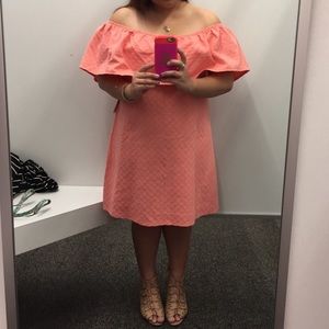 💕 Cupcakes and Cashmere Off Shoulder size M